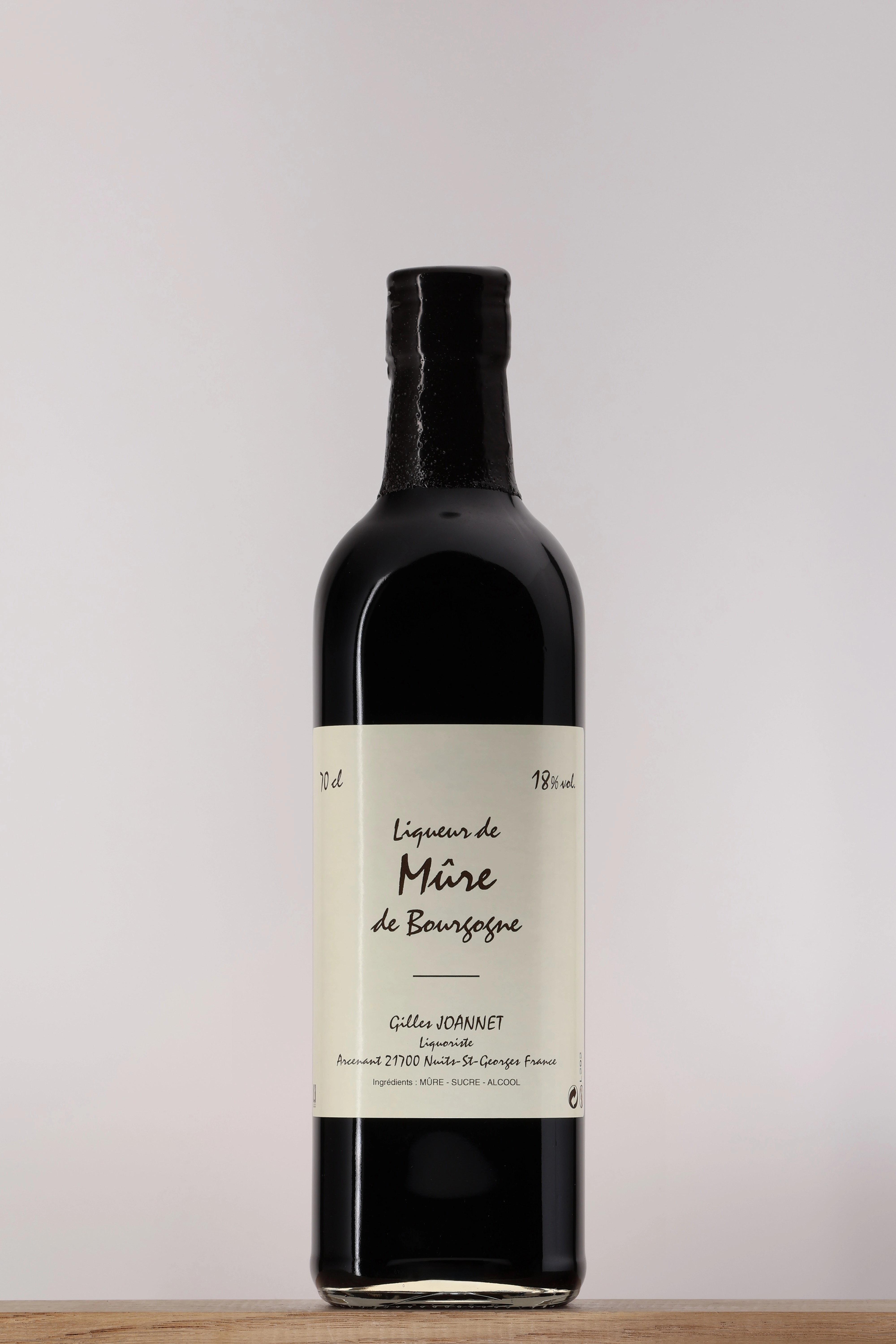 Liqueur de Mûre de Bourgogne Gilles Joannet Liqueur de Mûre de Bourgogne Gilles Joannet