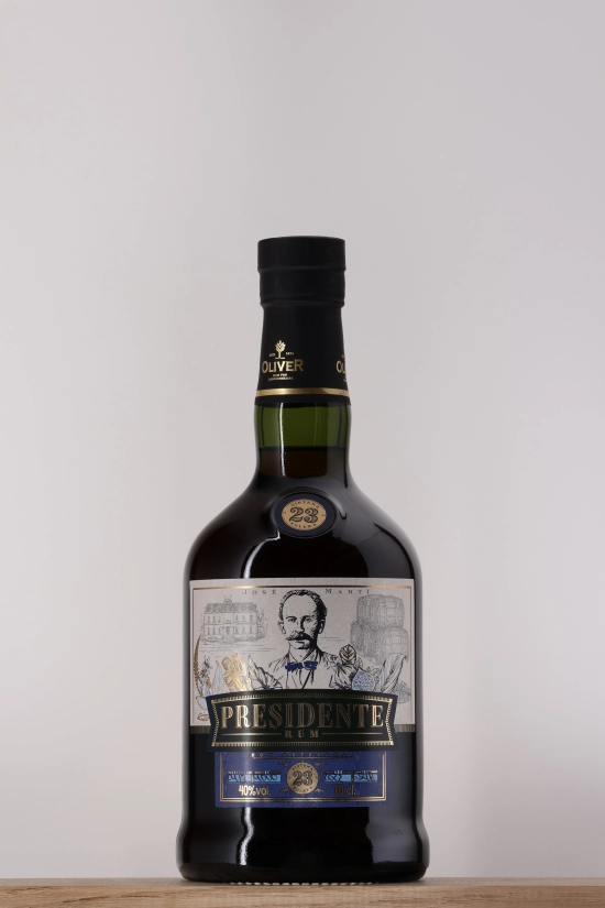 Rhum Presidente 23 ans