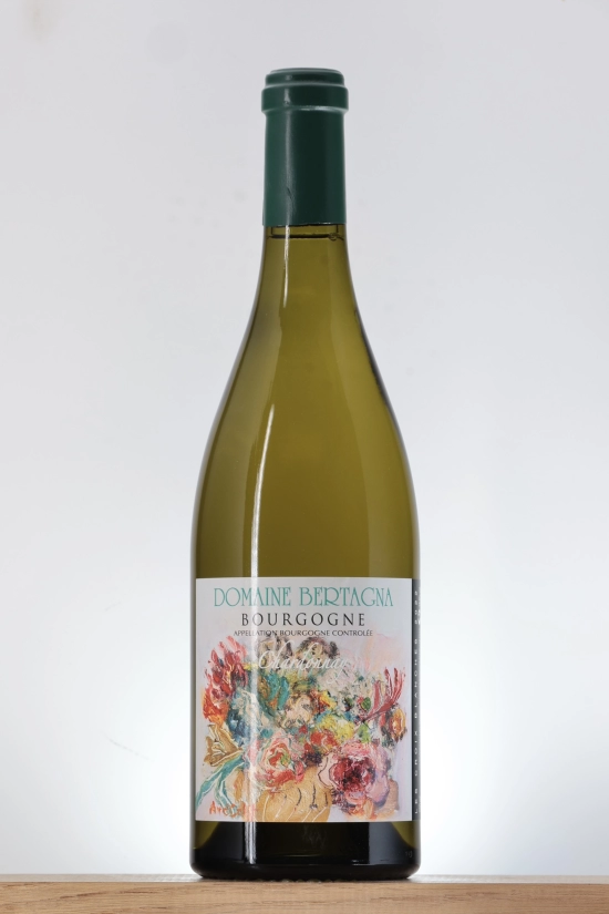 Bourgogne Les Croix Blanches 2022 Domaine Bertagna