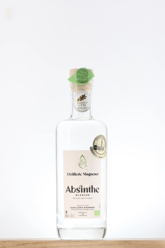 Absinthe blanche Distillerie Magnenet