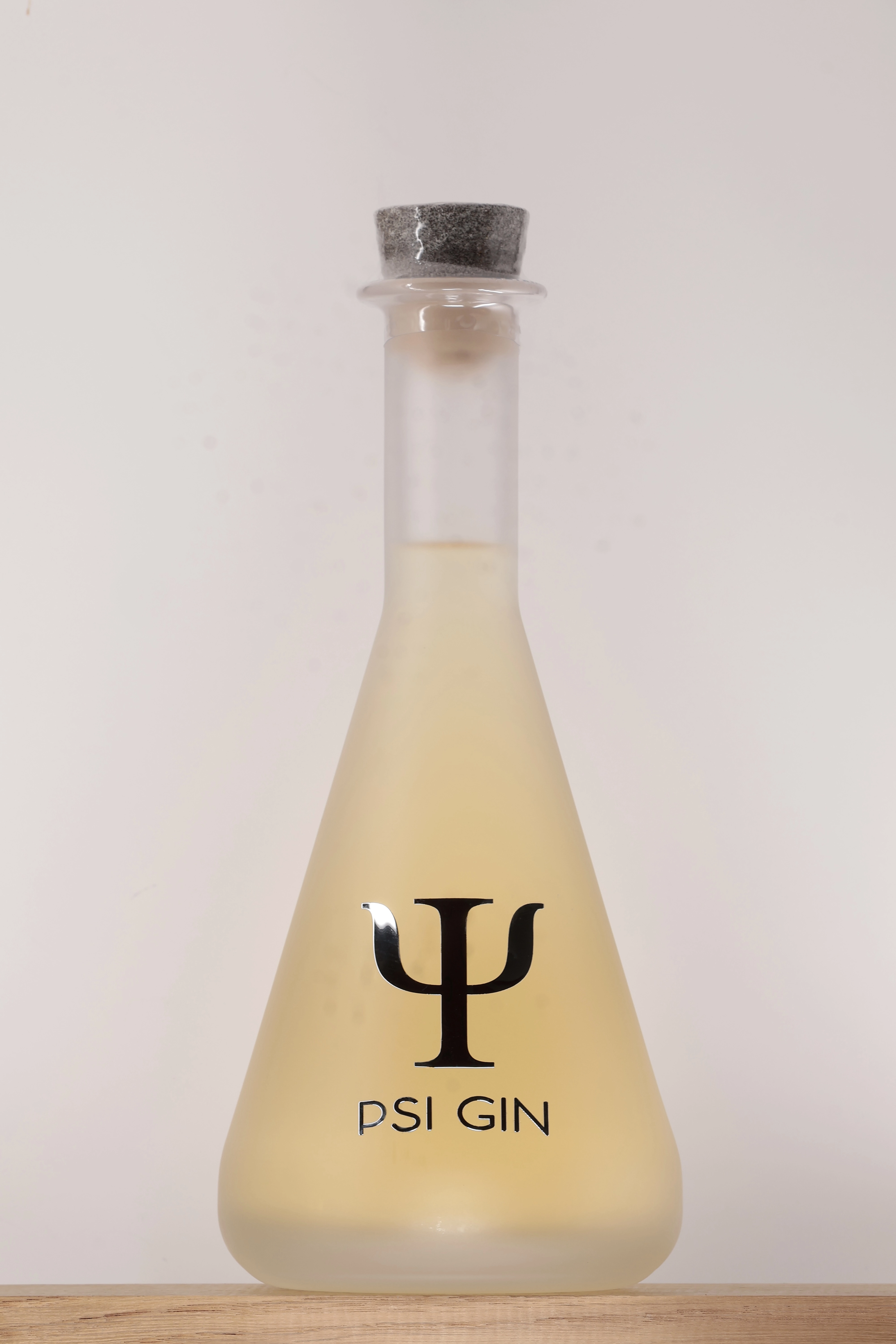 Gin Psi Distillerie Officine X Domaine Hebinger